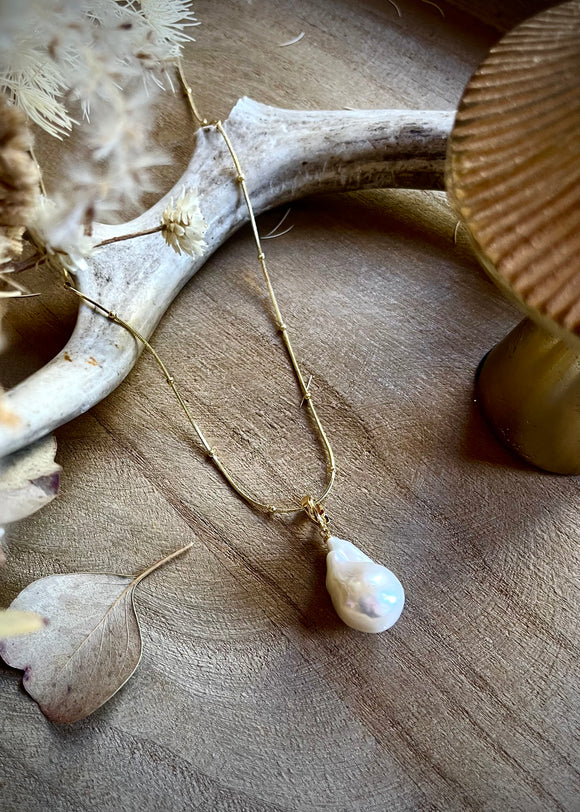 Baroque Pearl Necklace
